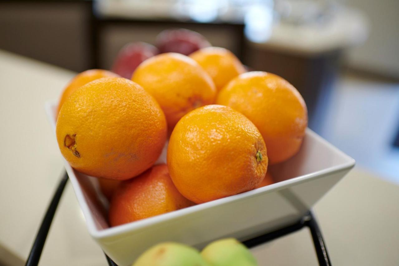 Hotel Staybridge - By Ihg Denton